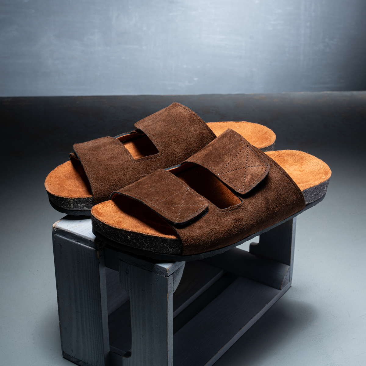 Suede slippers