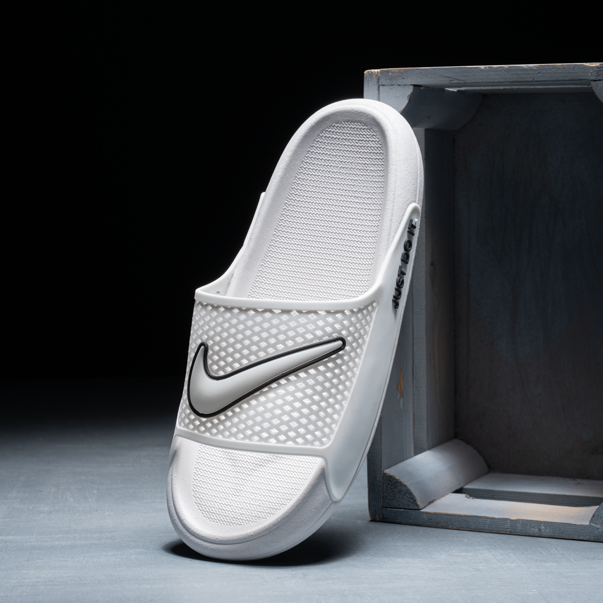 Nike slippers