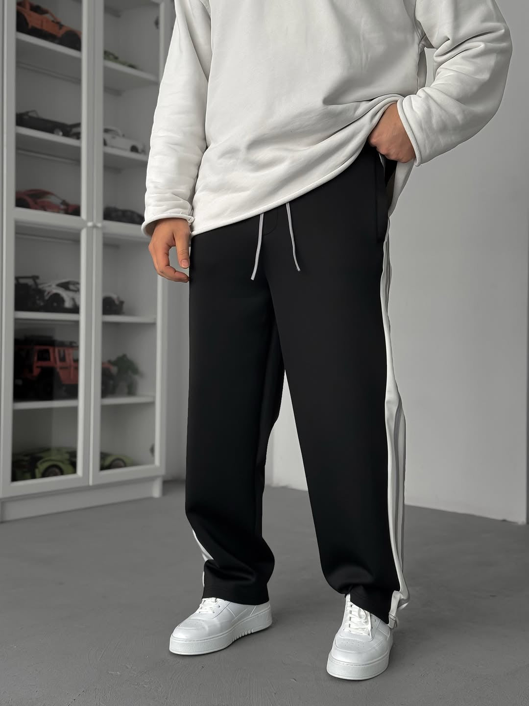 Adidas pants R9