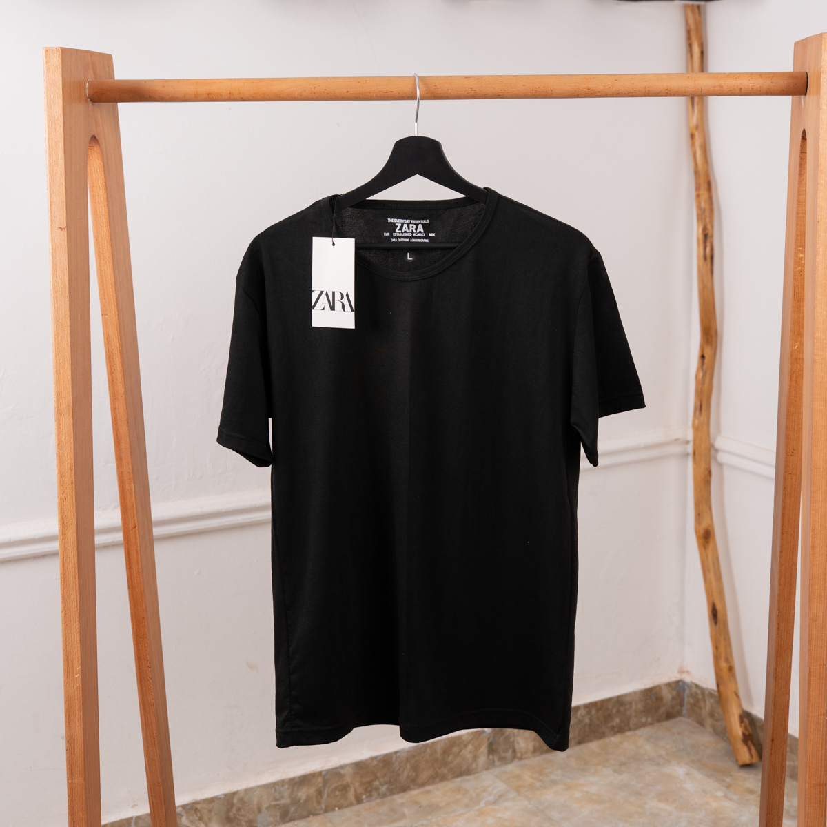 Zara T-Shirt