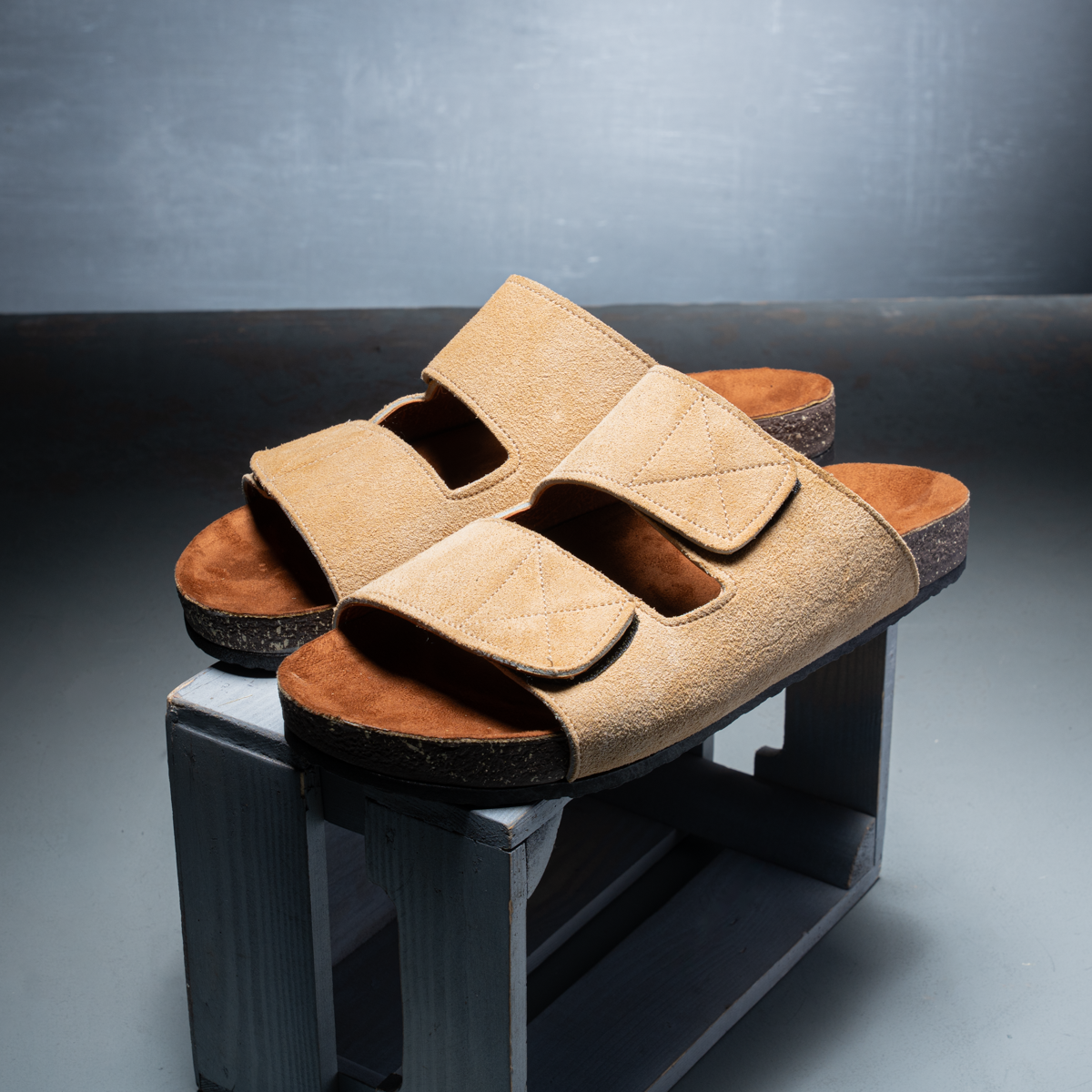 Suede slippers