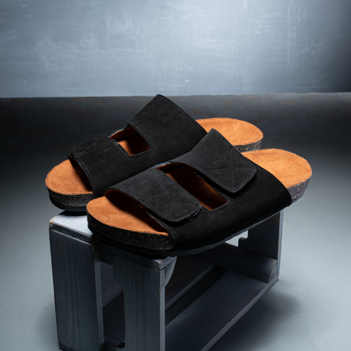 Suede slippers