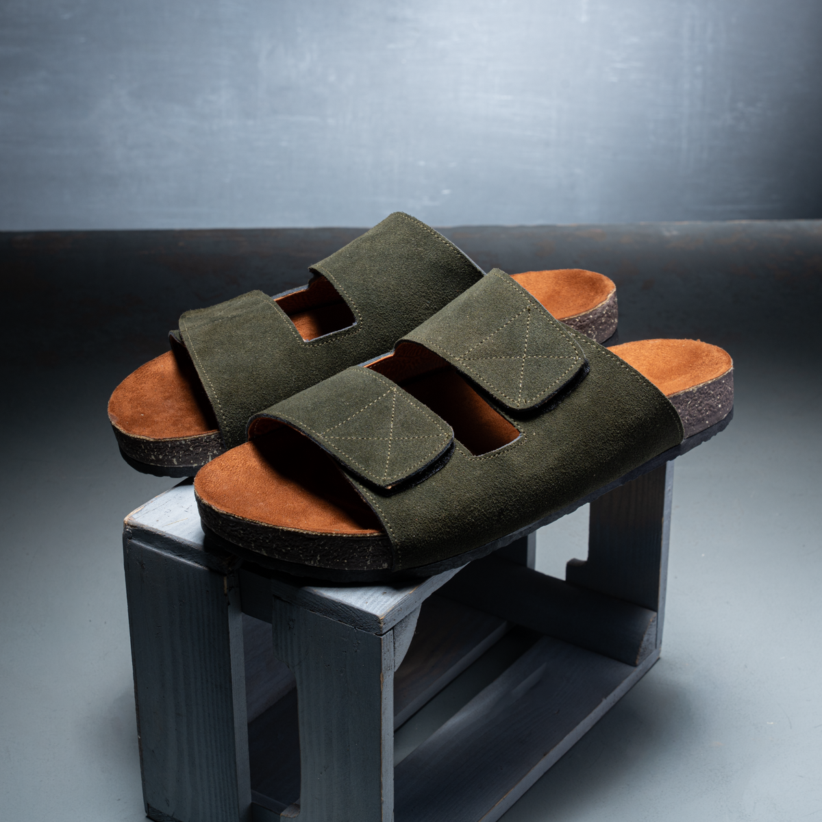Suede slippers