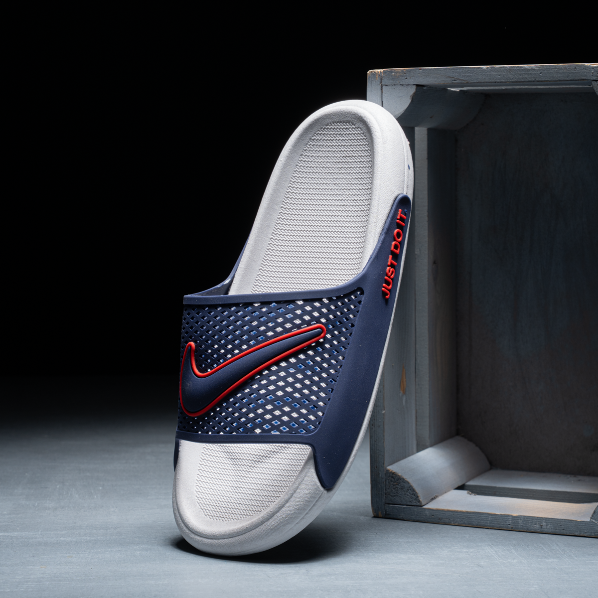 Nike slippers