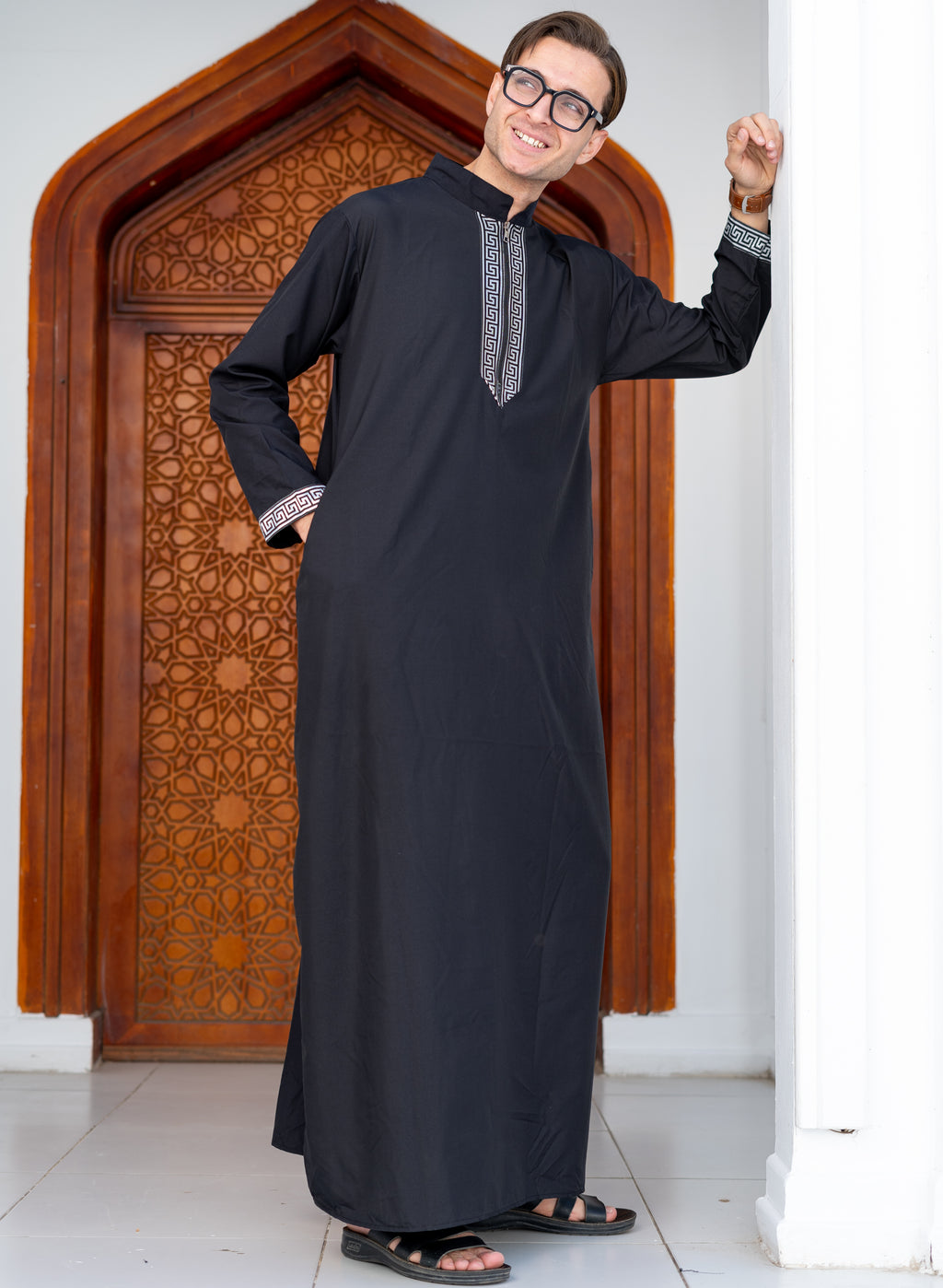 Luxury jalabya with a collar