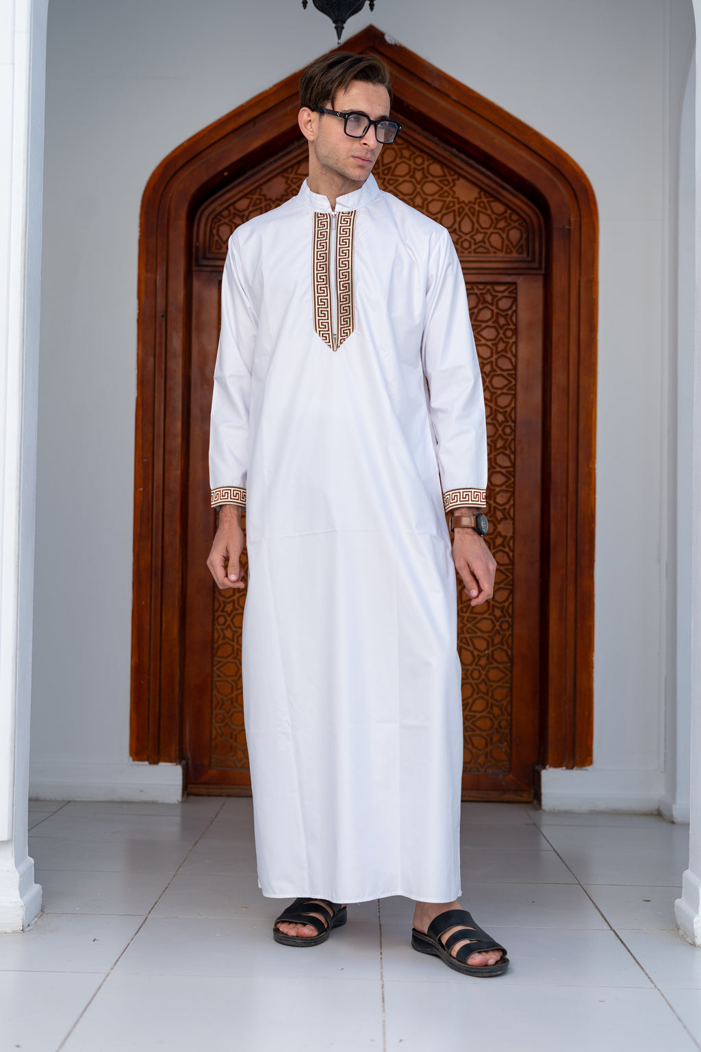 Luxury jalabya with a collar