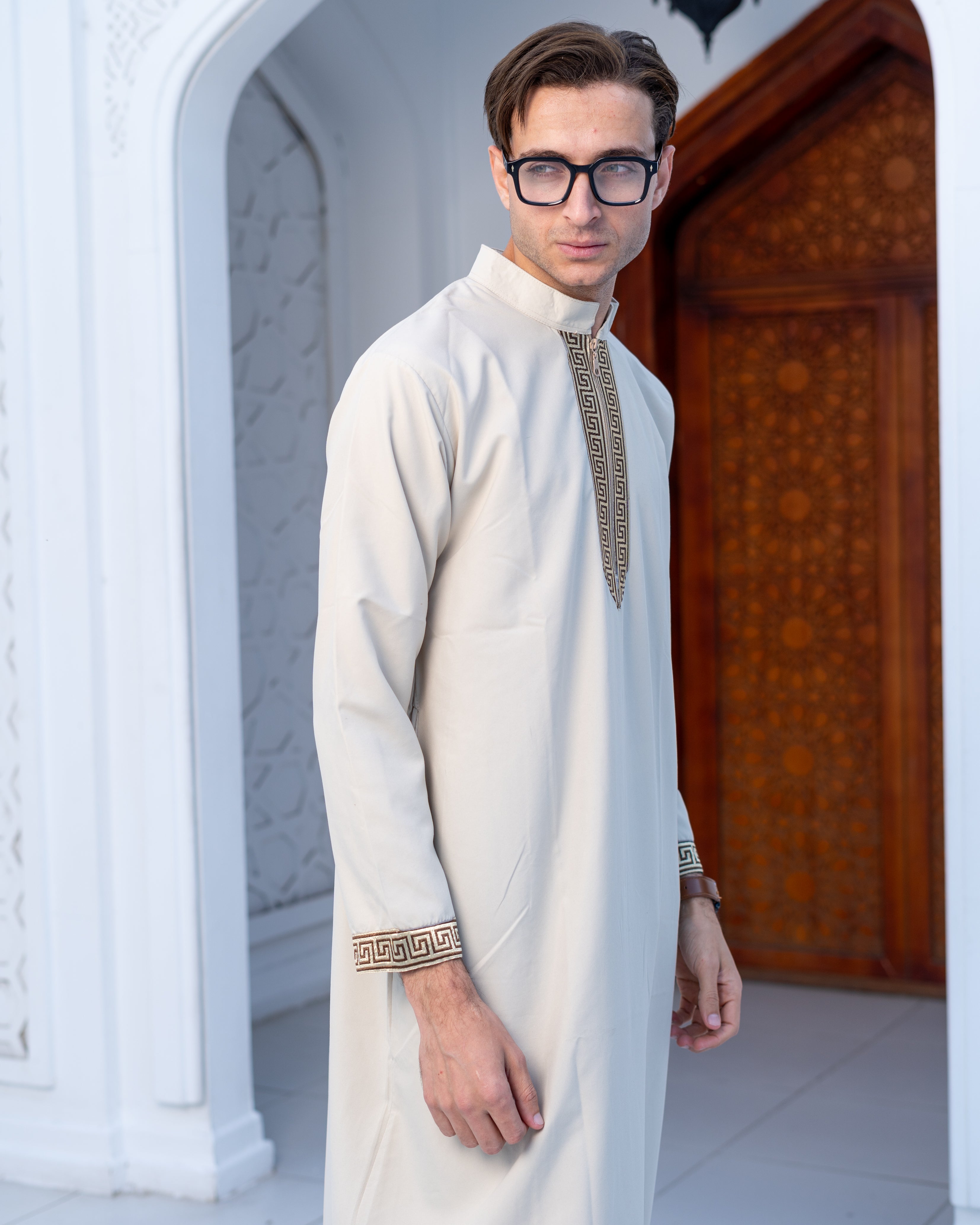 Luxury jalabya with a collar