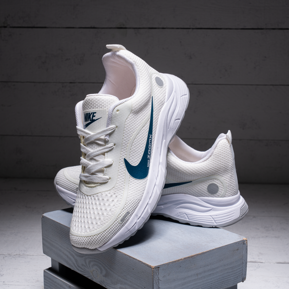 NIKE ZOOM Eva