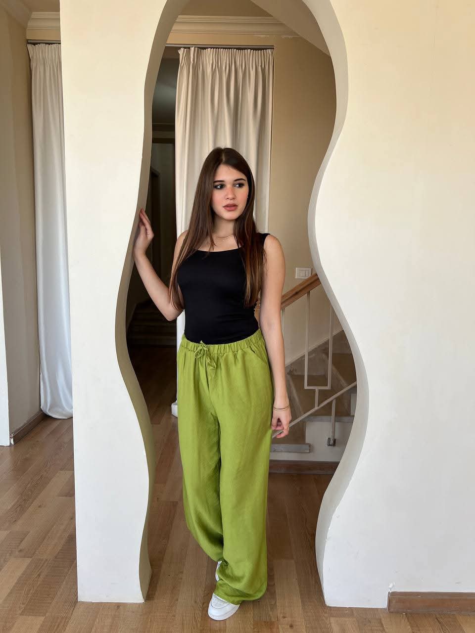 Women's linen trousers