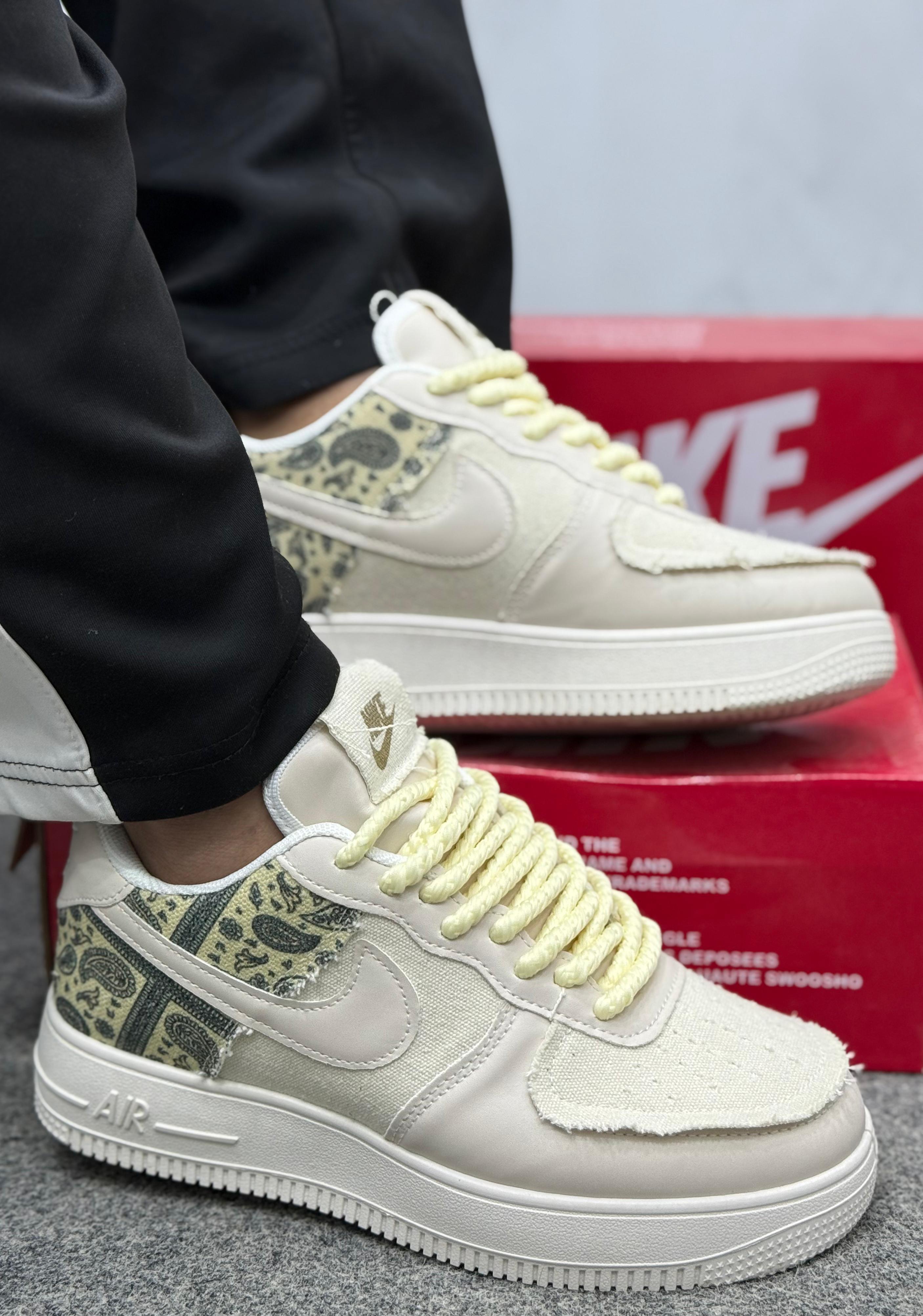 Nike AirForce New Edition