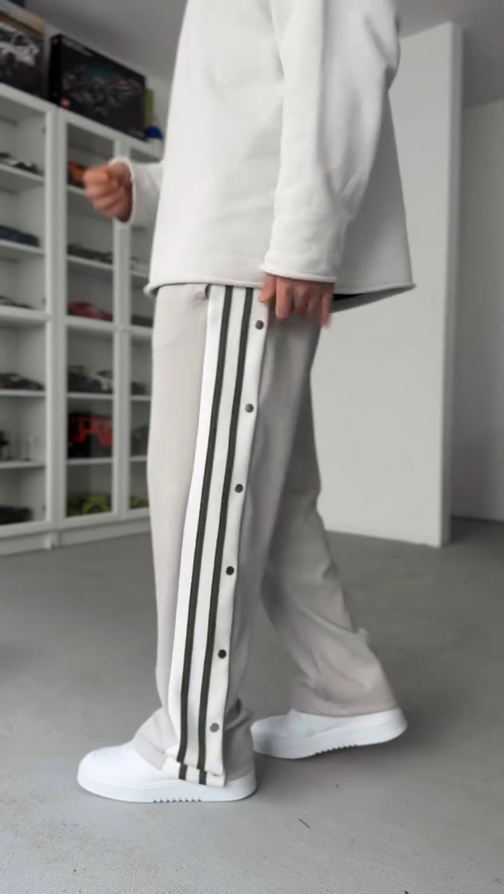 Adidas pants R9