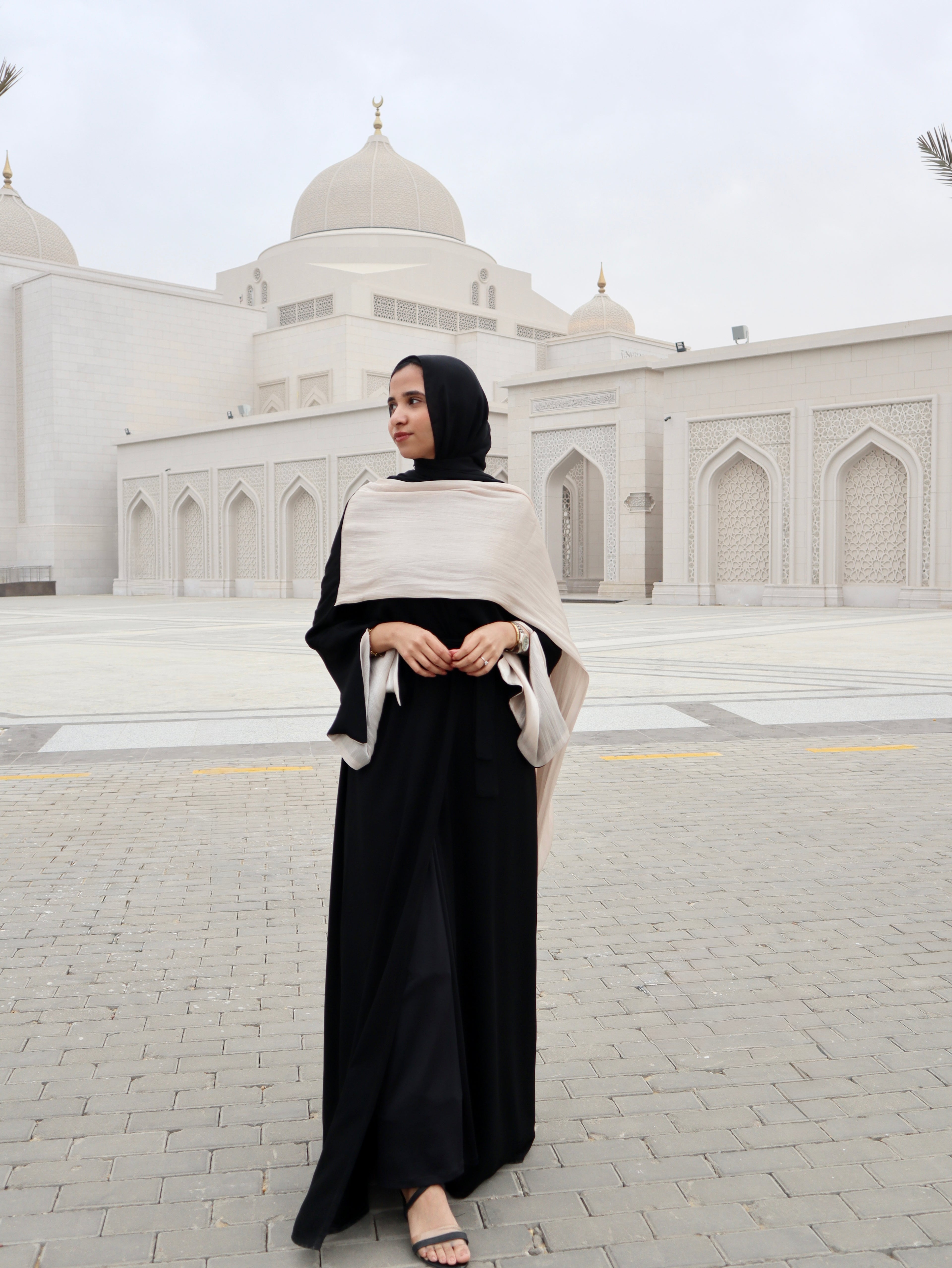 Sundus Abaya