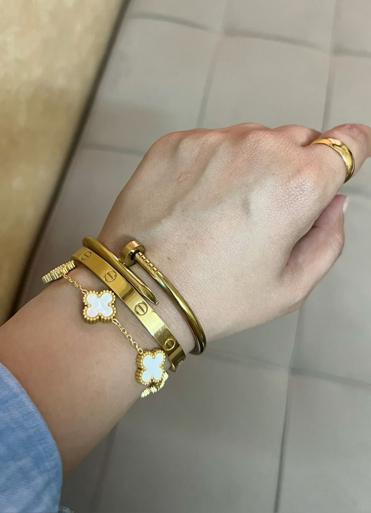Nail bracelet