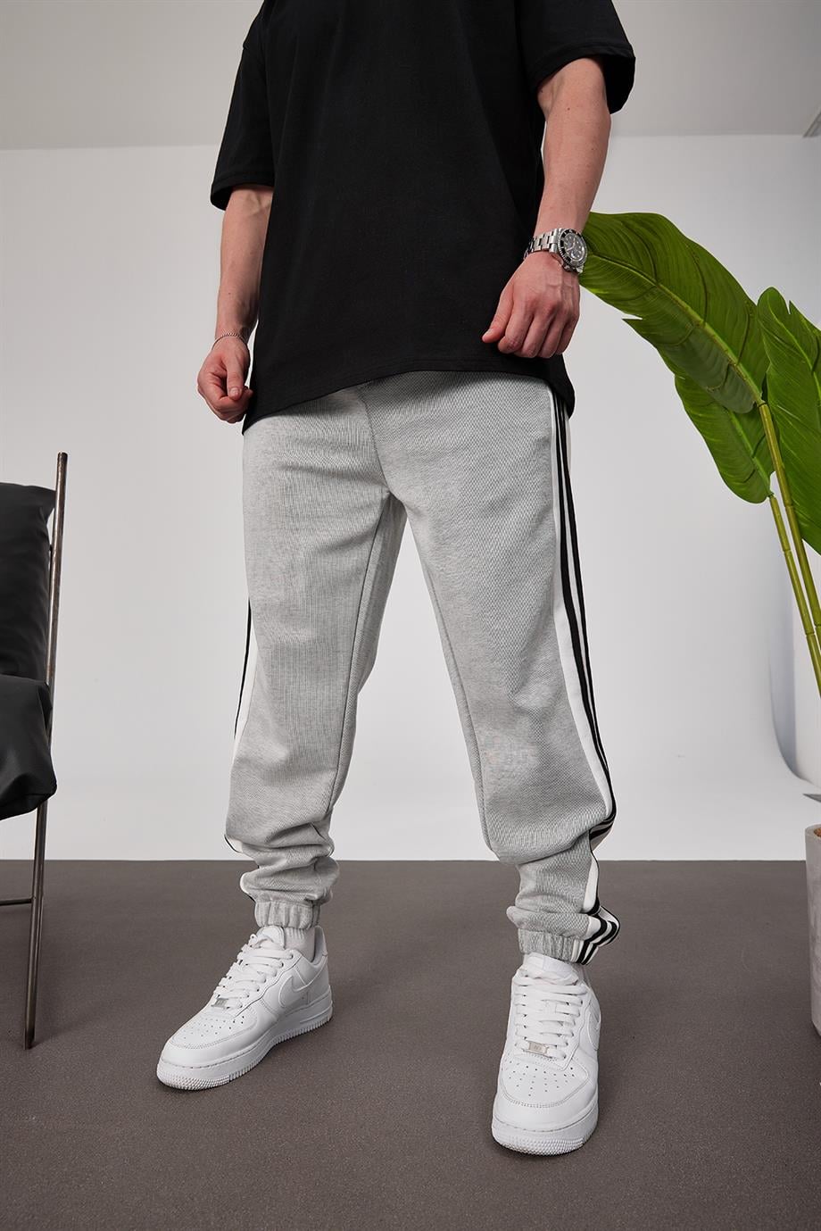 Adidas pants R9