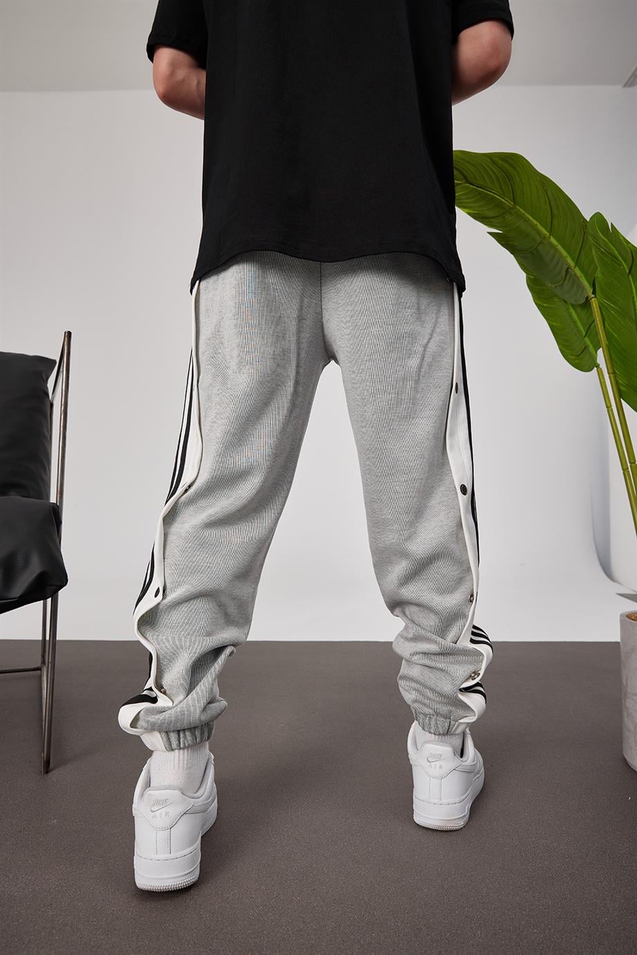 Adidas pants R9